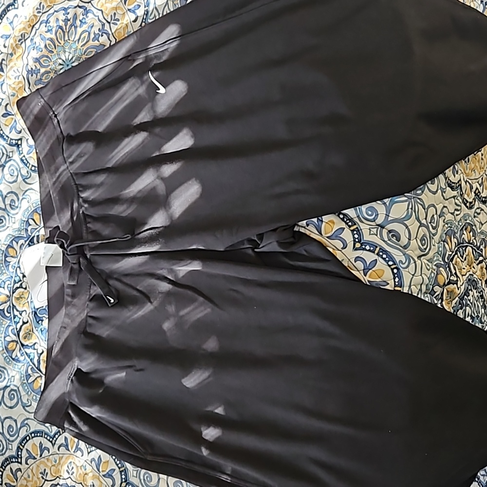Nike DriFit lounge Pants
